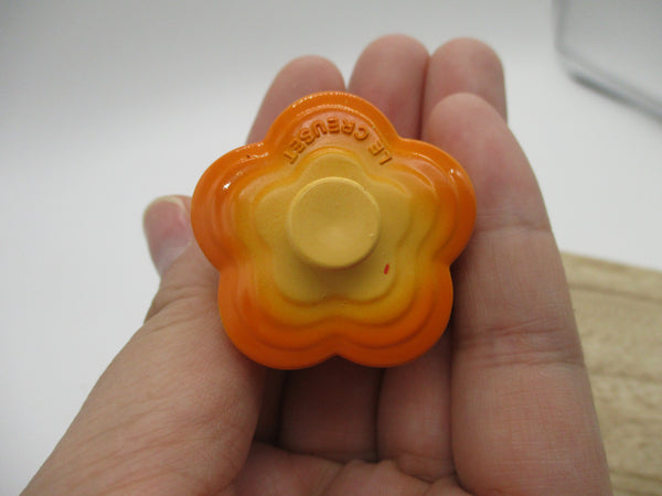 LE CREUSET KIRIN Novelty flower case 1pcs　Orange about 3.5cm