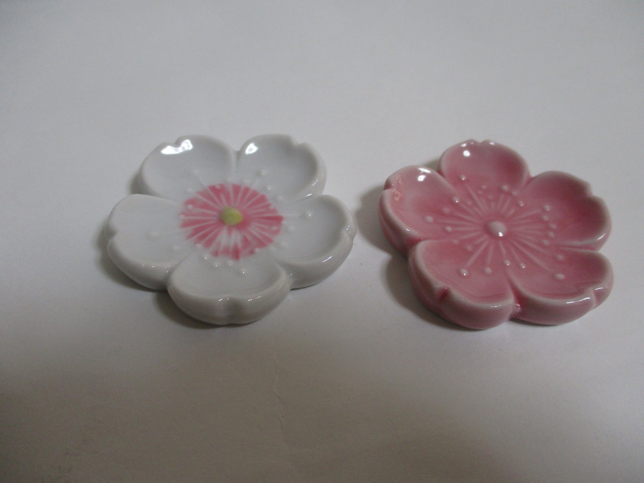 Chopstick Rest SAKURA White Pink 2pcs Pottery