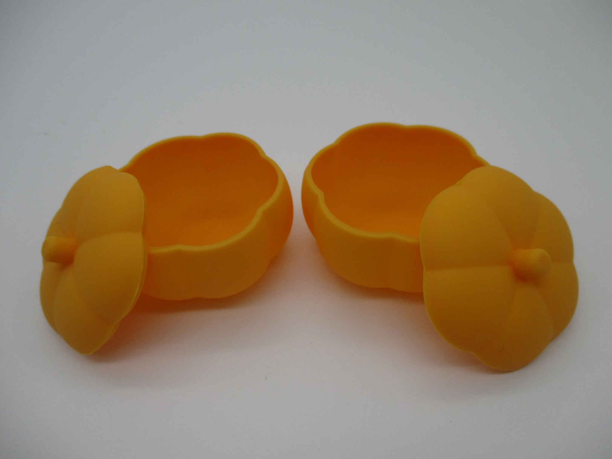 Halloween Pumpkin silicone cups with lid 2pcs